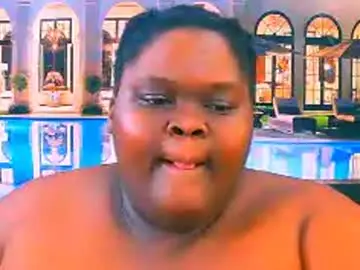 Chaturbate Free Porn Cam of ebonyhotbuns4u2luv