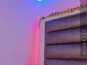 Chaturbate Sex Cam of emma__js_