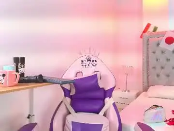 Chaturbate Live Sex Cam of lia_adamsss