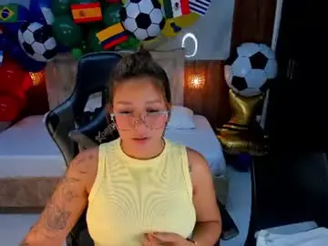 Chaturbate Sex Cam of mia_18v
