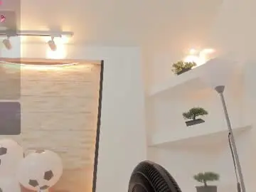 Chaturbate Best live sex cam show of ella_harper