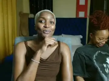 prettyquee from chaturbate