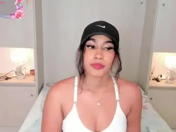 trishamoon from chaturbate