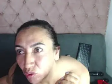 Chaturbate Watch Live Sex Cams of misslucyy1