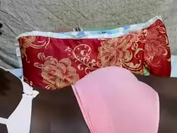 Chaturbate Best live sex cam show of sexxy_maya1