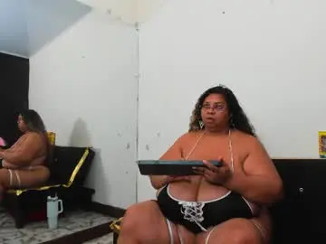 Chaturbate Live Sex of lynn_and_esteban