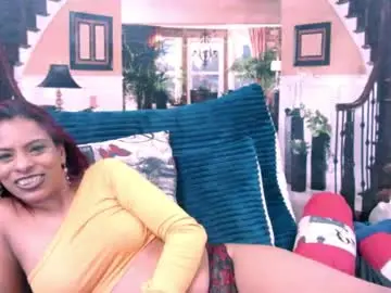 Chaturbate Adult Webcam of indiansexyass4u2luv