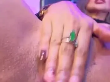 Chaturbate Free Live Porn of agatha_brooks_t