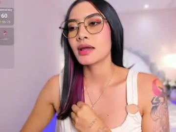 Chaturbate Live Sex Cam of azurakindong