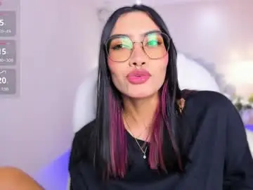 Chaturbate Live Sex Cam of azurakindong