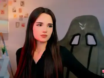 luenesente from chaturbate