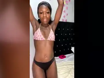 Chaturbate Live Sex of petite_divah254