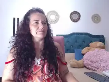 Chaturbate Live Porn of yazmin_mature