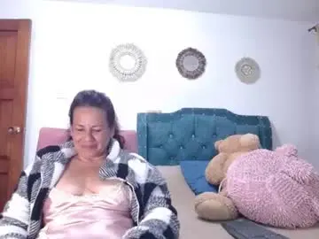 Chaturbate Live Porn of yazmin_mature