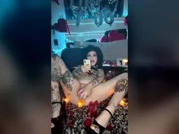 Chaturbate Live Sex of emilietreez