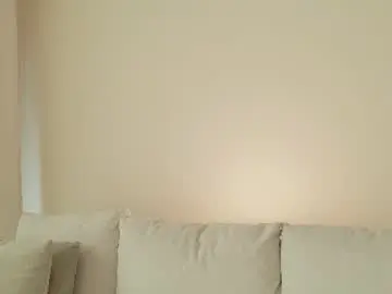 shypeachmaru from chaturbate
