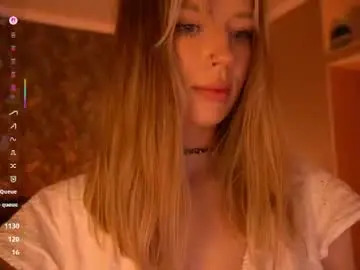 mollyymayy from chaturbate