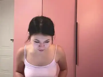 Chaturbate Free Porn Cam of serinafaw