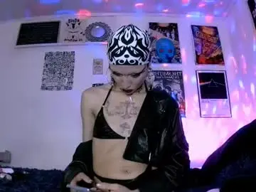 Chaturbate Sex Cam of plutonbluemoon_999