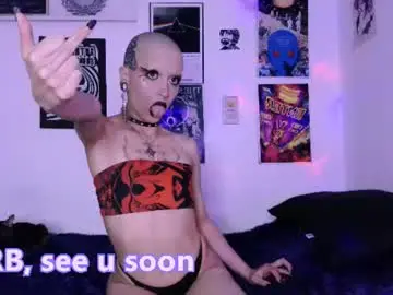 plutonbluemoon_999 from chaturbate