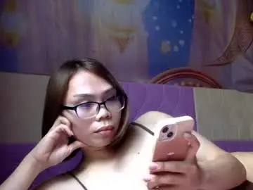 Chaturbate Live Sex Cam of babyfox_26