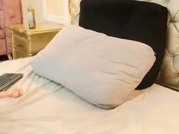Chaturbate Live Porn of halliestone