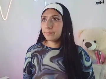 sara_blum_ from chaturbate
