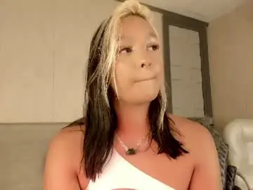 Chaturbate Free Live Porn of alicee_clark_