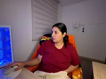 Chaturbate Free Porn Cam of cloe_small08