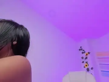 Chaturbate Live Sex Cam of emma_myers18