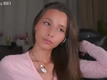 Chaturbate Nude Webcam of falinecrosthwaite