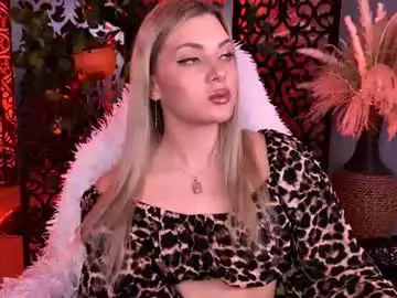 Chaturbate Adult Webcam of hyileyclark