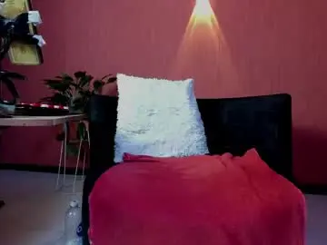 Chaturbate Live Sex Cam of milf_sikiu