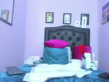 Chaturbate Free Porn Cam of monalinda220