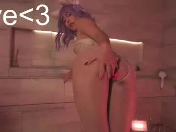 Chaturbate Sex Chat of charloottee_1