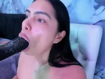 Chaturbate Sex Chat of evelinn_belen