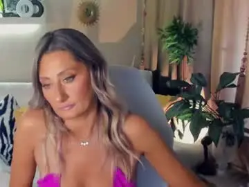 Chaturbate Adult Video Chat of sarahholly