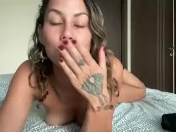 Chaturbate Best live sex cam show of atara25