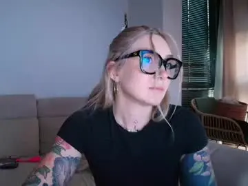 Chaturbate Best live sex cam show of tattoobbgirl