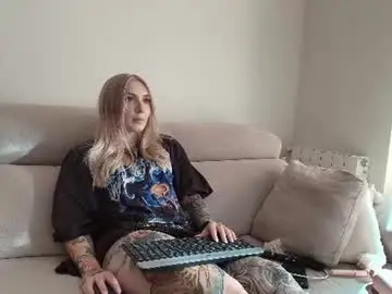 Chaturbate Adult Webcam of tattoobbgirl