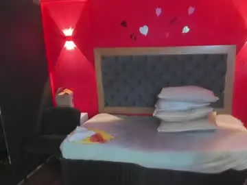 Chaturbate Live Sex Cam of yayahilton