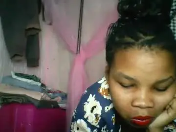 Chaturbate Live Sex Cam of kiarah_69