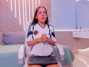Chaturbate Live Porn of mikaela_petite18