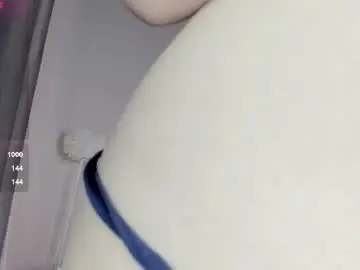 Chaturbate Live Sex Cam of chichiko_