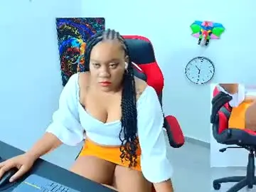 Chaturbate Live Sex Cam of amba_rosee1