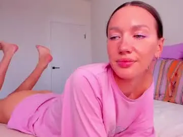 Chaturbate Best live sex cam show of awgustina_sweetheart22