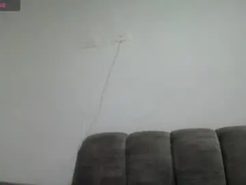 Chaturbate Watch Live Sex Cams of emilyhines__
