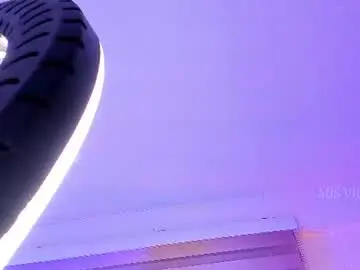 Chaturbate Live Sex Cam of missvictoriia_
