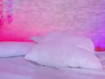 Chaturbate Live Sex Cam of vanessa_santillan