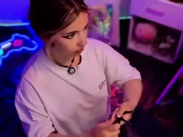 Chaturbate Free Live Porn of emilykarterr